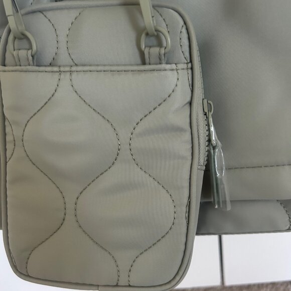 Samantha Brown To-Go Quilted Travel Hobo with Crossbody Bag SAGE nwt - Picture 7 of 16